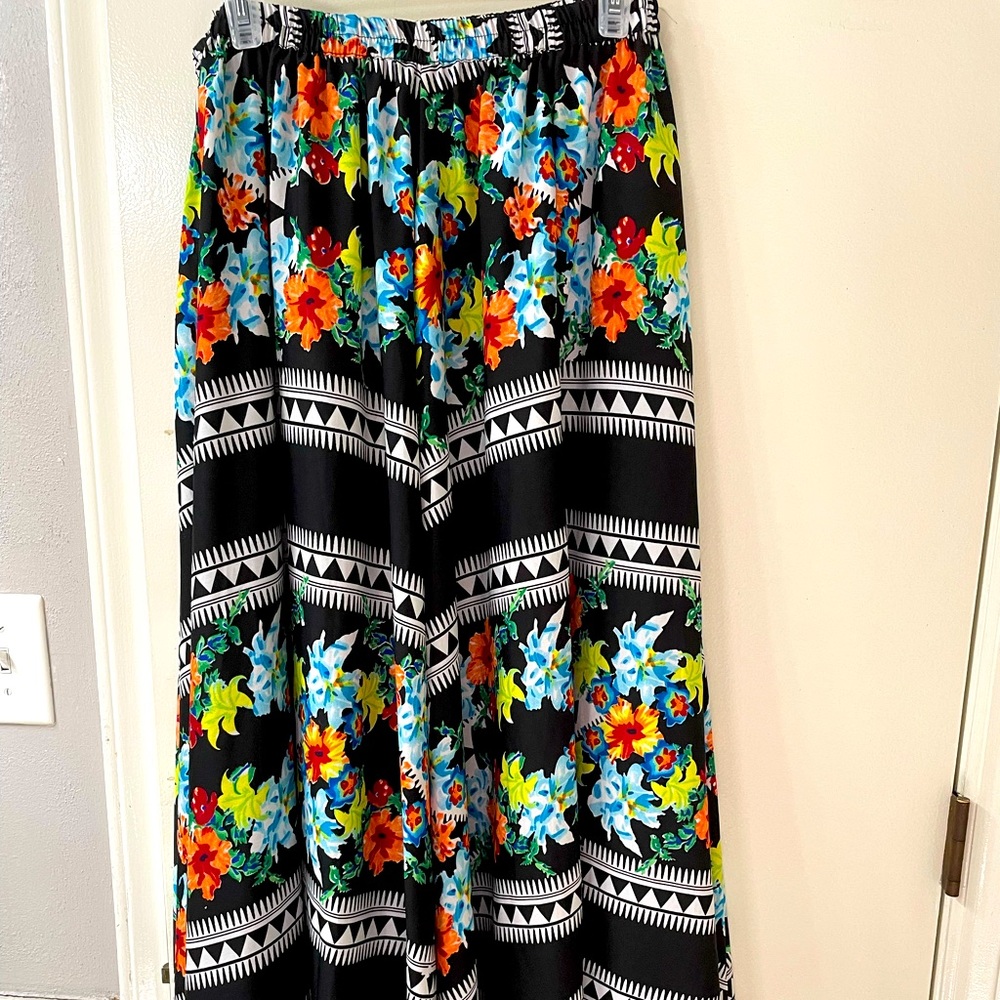 Floral Mix Nouveau New York Skirt Size L